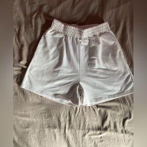 White Shorts Size: S